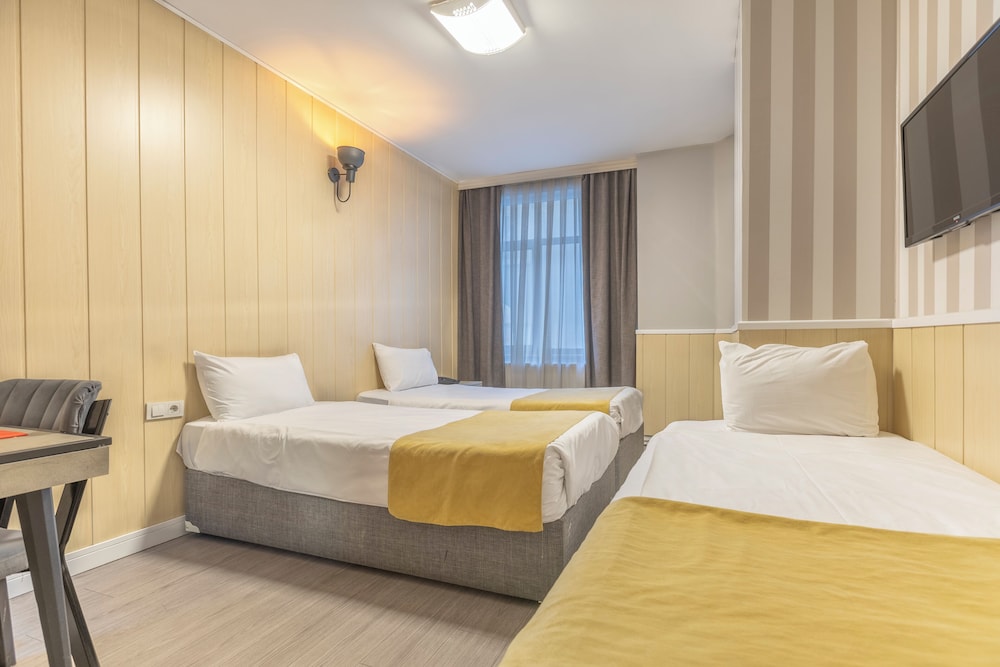 Hotel Atabay 16/48
