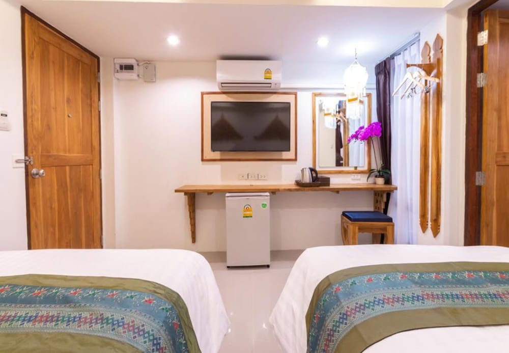 Anumat Premium Budget Hotel 13/22