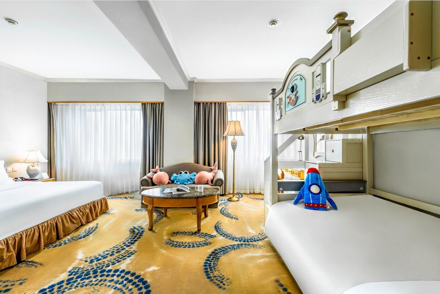 Junior Suite, Family, Multiple Beds