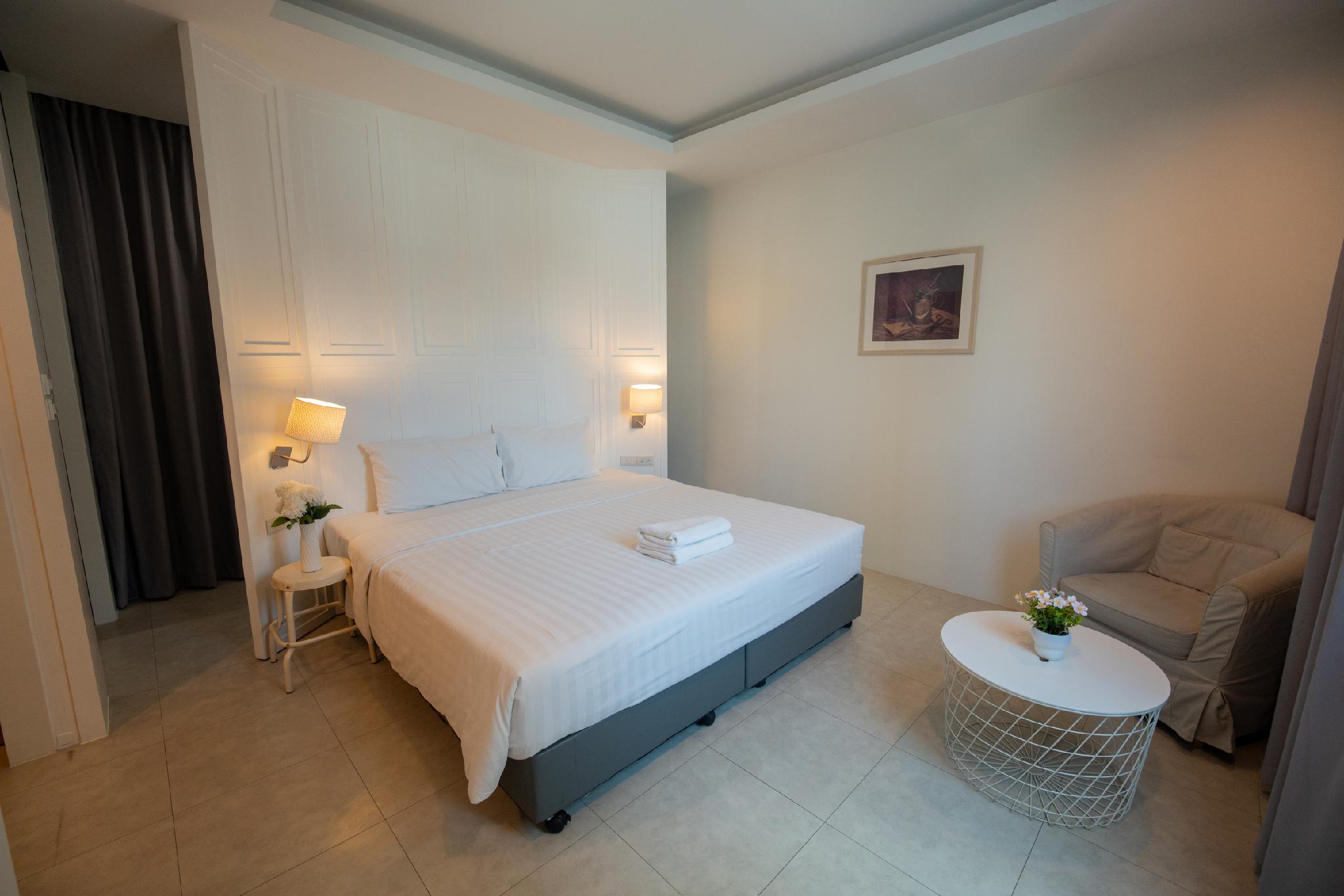 Budget, Twin Beds, No Window, Building 1