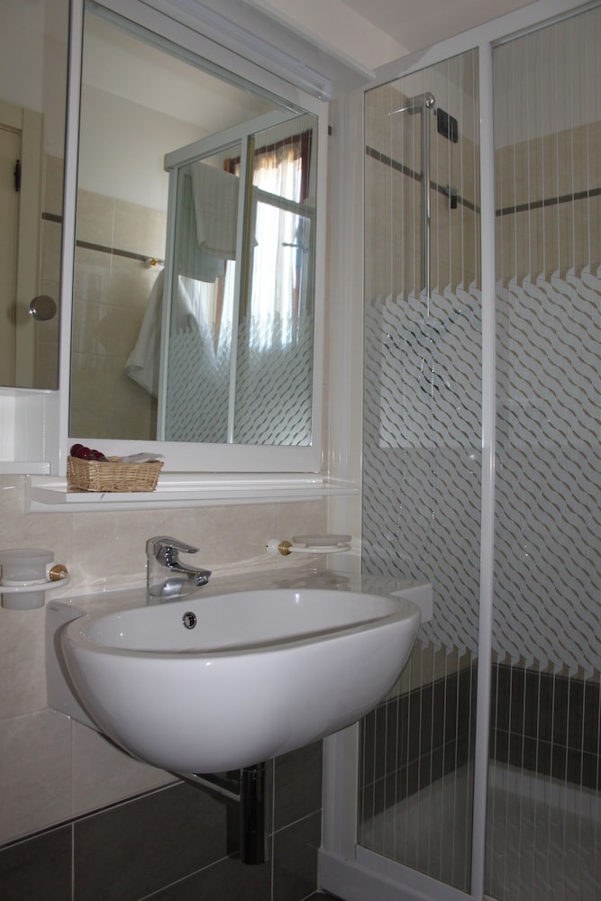 Hotel Girasole 41/43