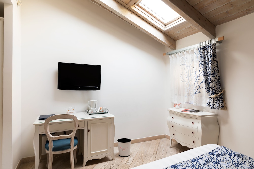 La Ciliegina Lifestyle Hotel 68/77