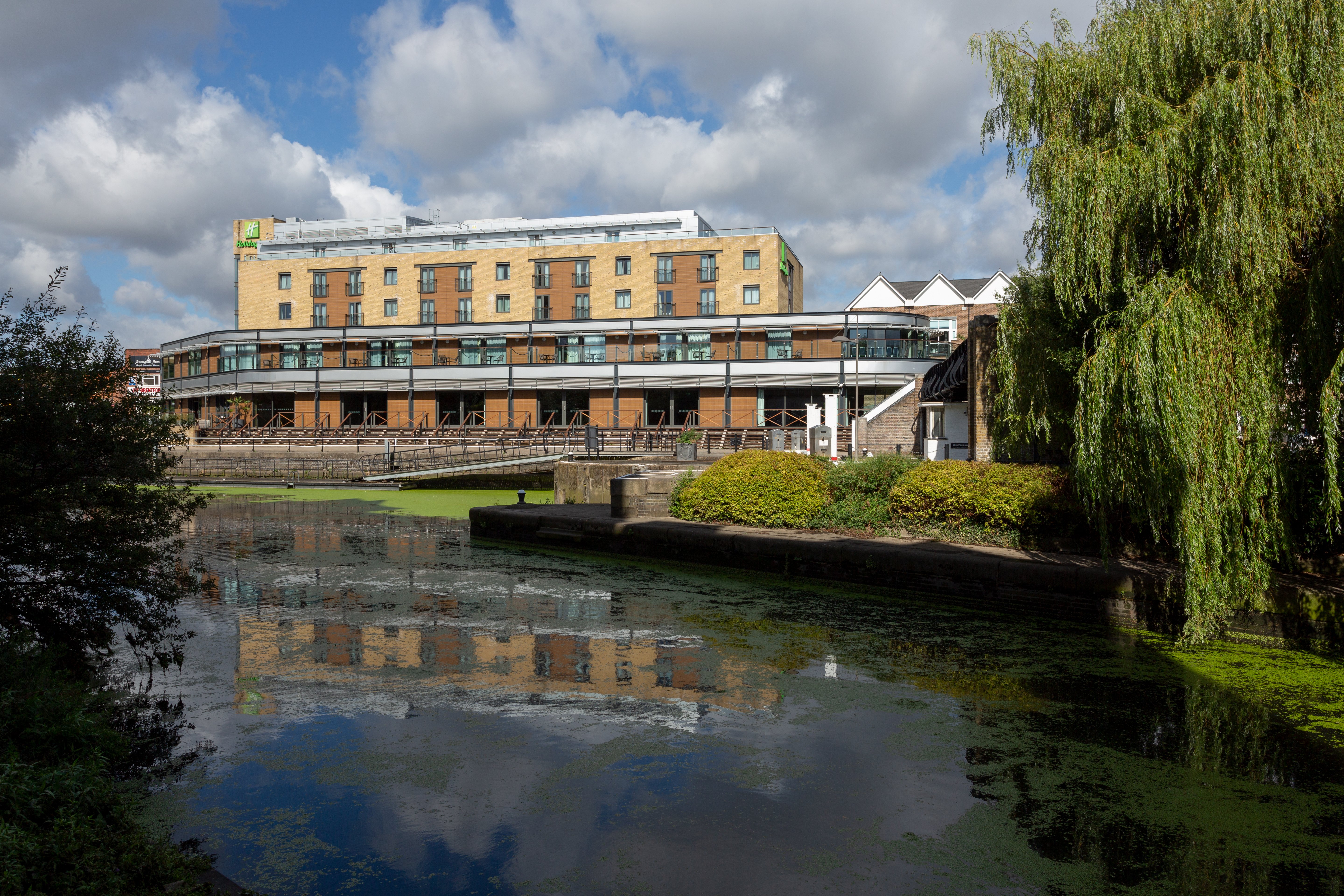 Holiday Inn London Brentford Lock 5/60