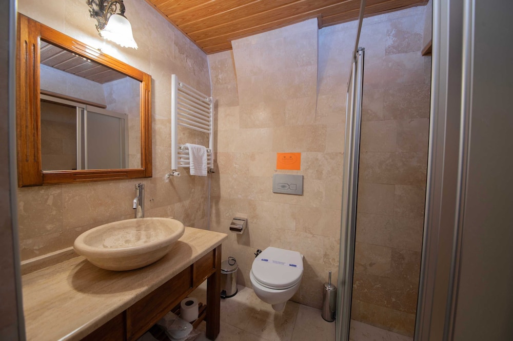 Safran Cave Hotel 45/50