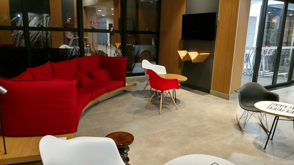 Ibis Catalao 32/62