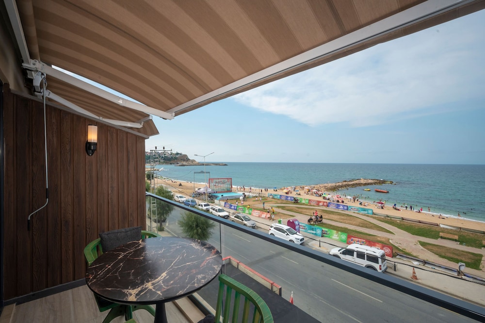 Villa Siesta Hotel Istanbul Airport 48/50