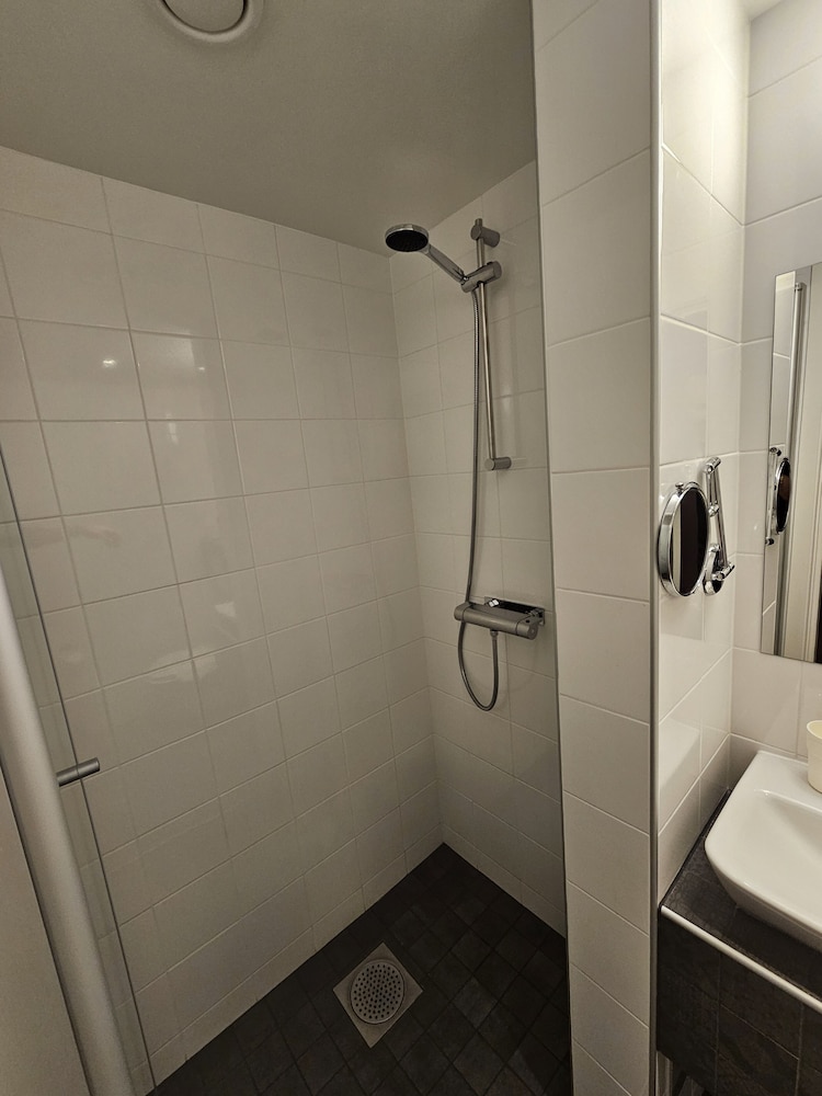La Hotel - Lidingö Arena 48/50