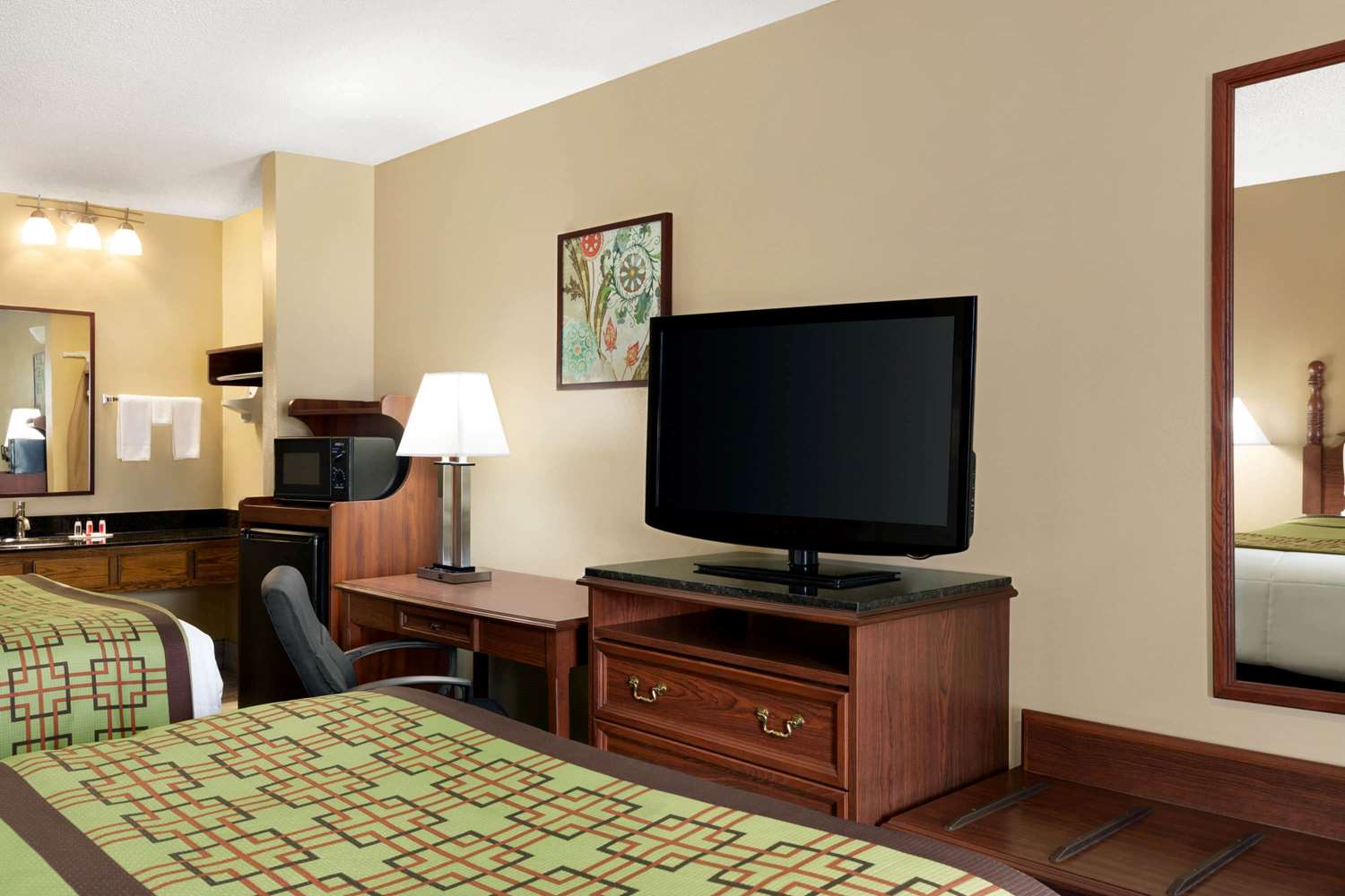 Baymont by Wyndham Warner Robins 53/63