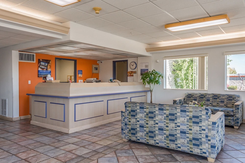 Motel6 Redmond, OR 8/39