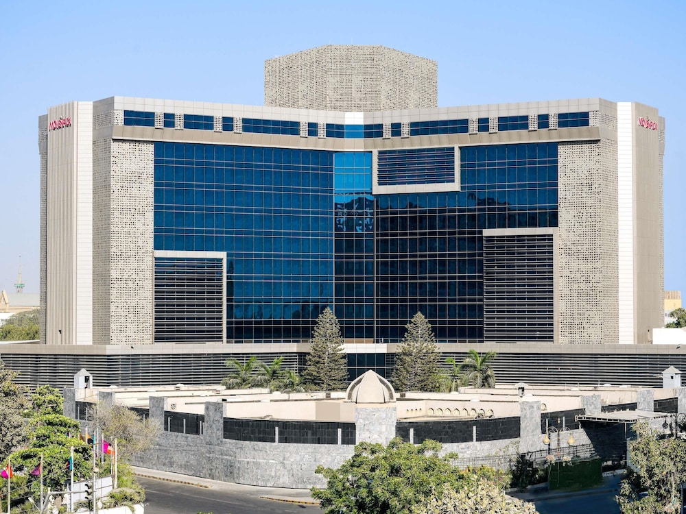 Movenpick Karachi Hotel 2/49