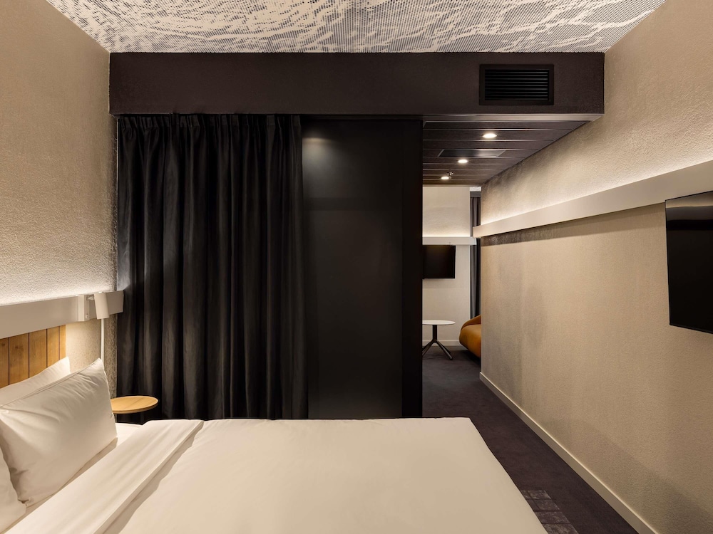 ibis Kyiv Beresteiska 15/47