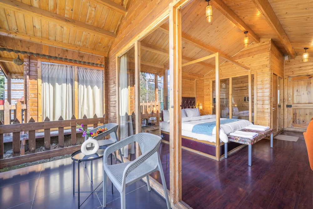 Echor Himalayan Heights Luxe Manali 38/50