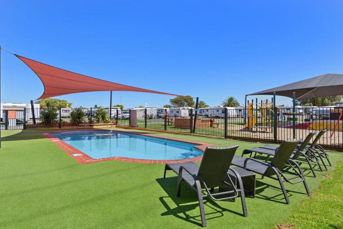 Discovery Parks - Adelaide Beachfront 43/46