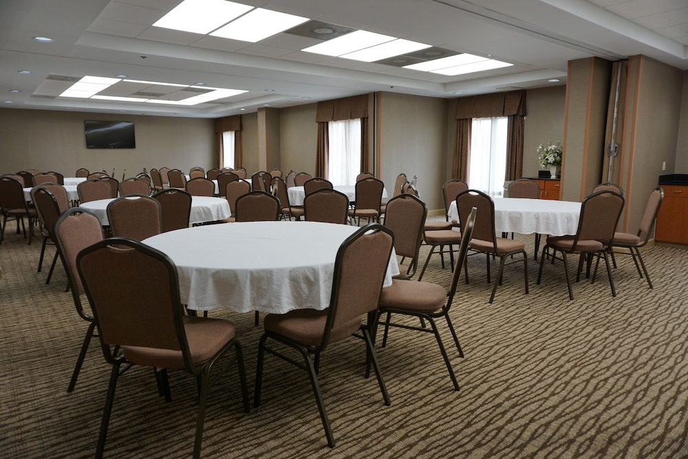 Comfort Inn Greensboro - Kernersville 27/32