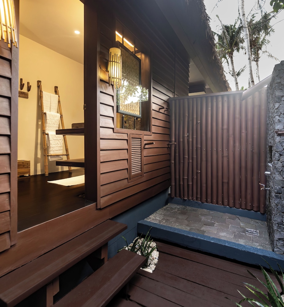 Cauayan Boutique Private Island 21/48