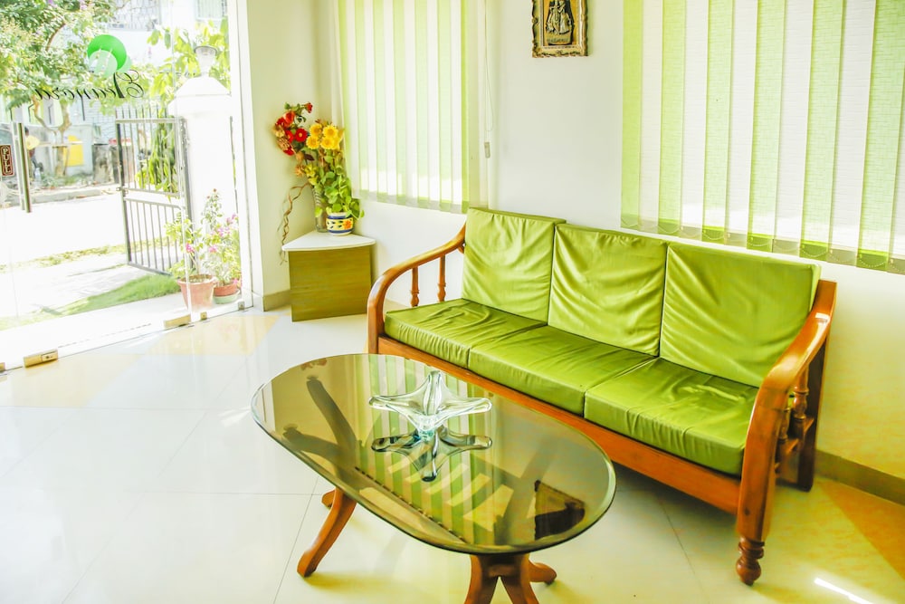 Fabhotel Eleanora Inn New Town 31/43