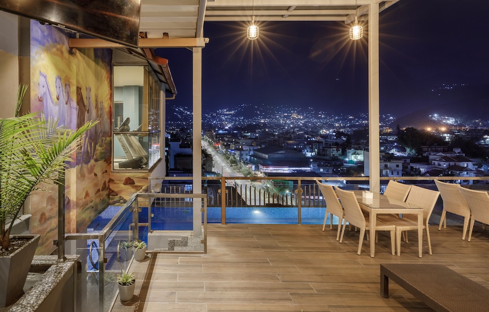 Regenta Place Sabrina Kathmandu 59/94