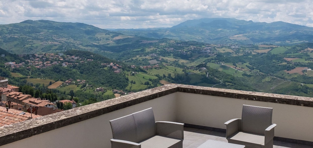 Titano Suites 28/32