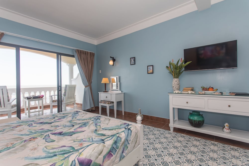 Grace Boutique Resort 24/50