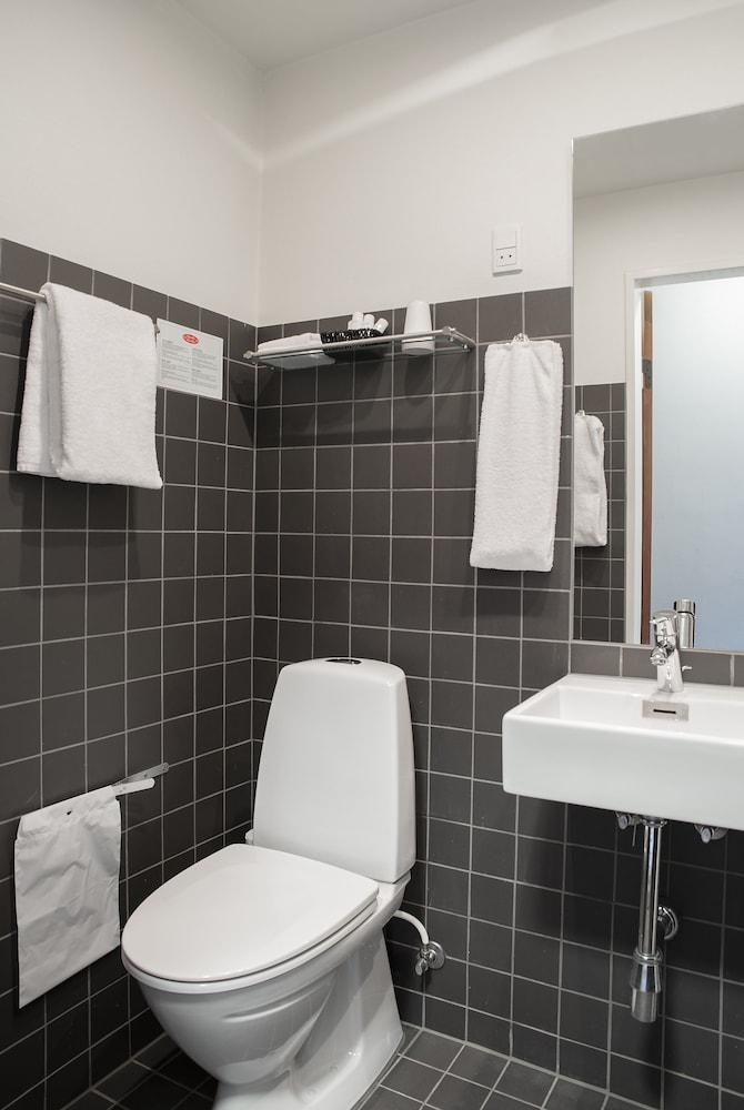 Ostergaards Hotel 22/75