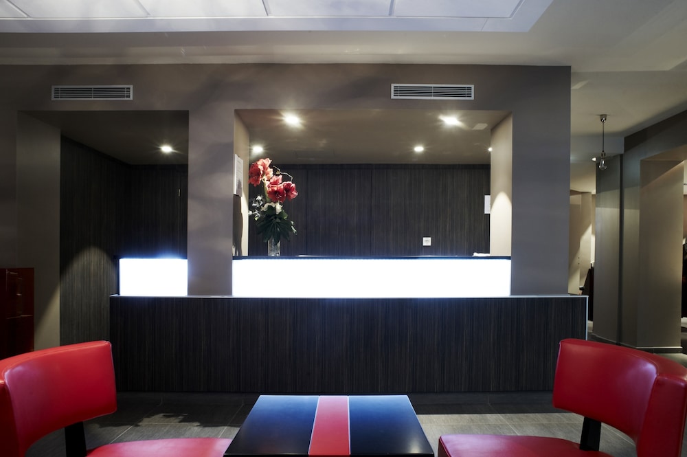 New Hotel Opera 4/57