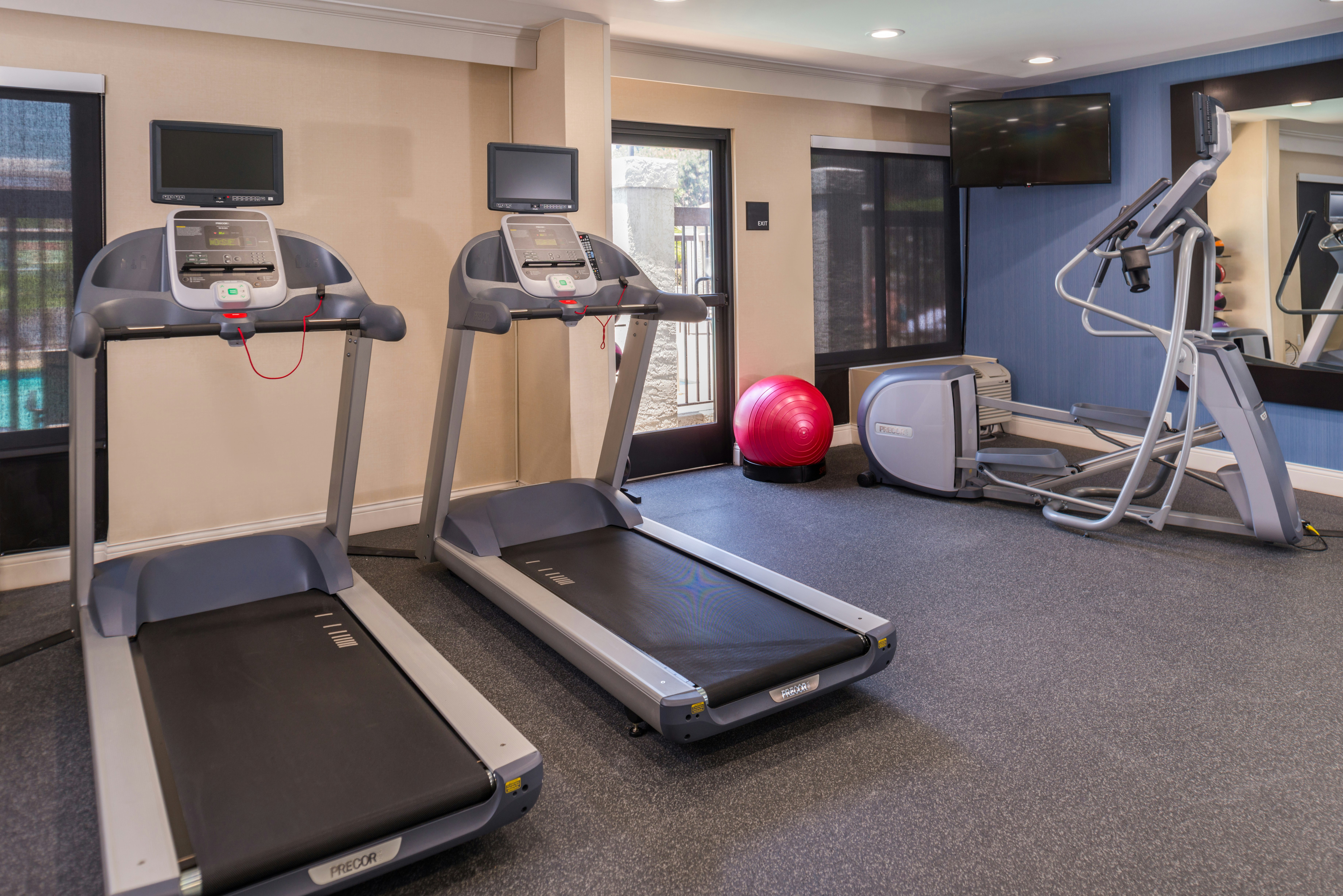 Hampton Inn Los Angeles West Covina 26/52