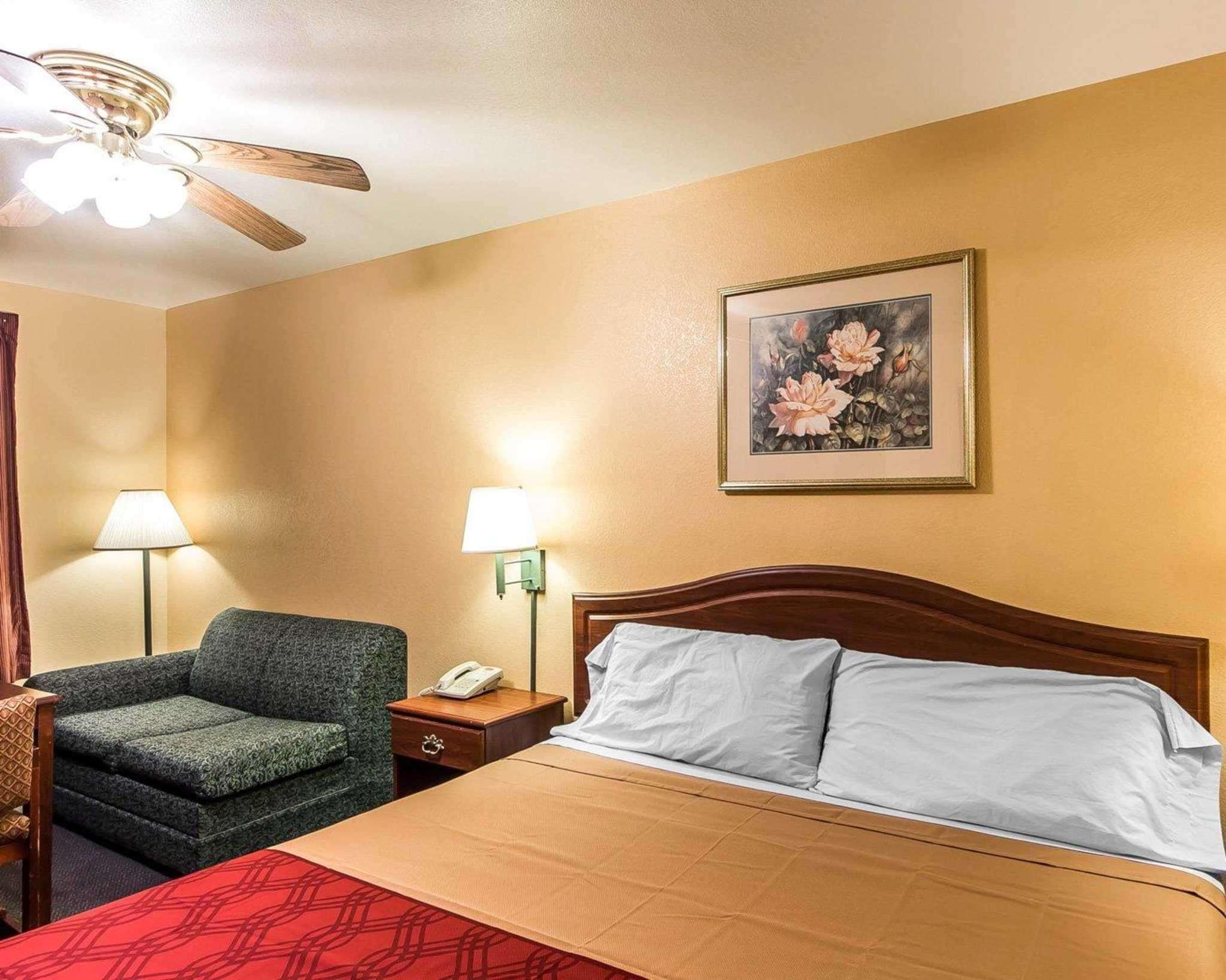 Room, King Bed, Smoking