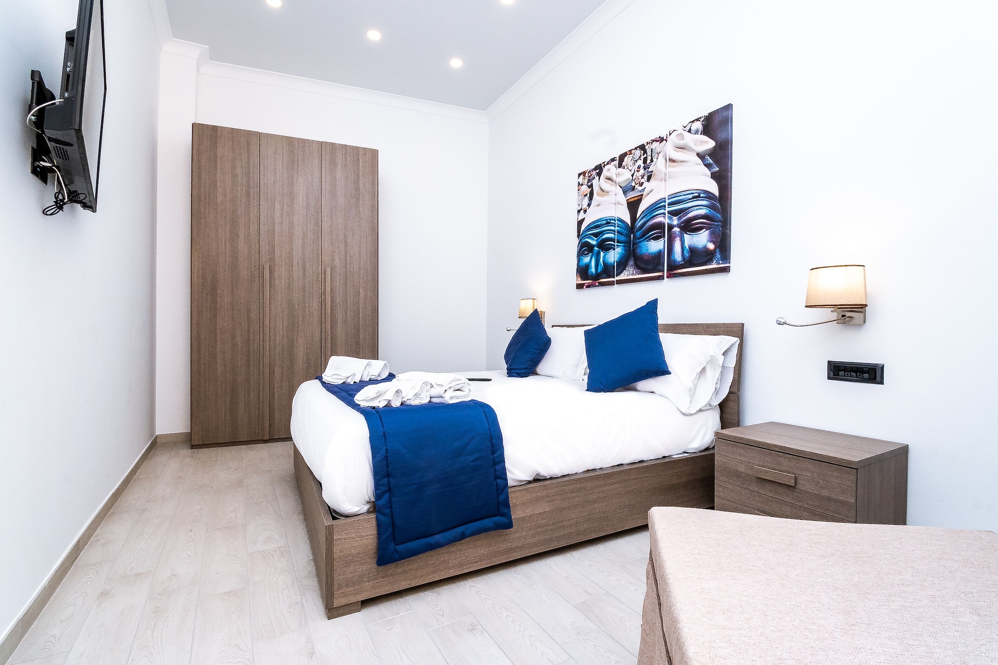 1 BEDROOM, BASIC, APARTMENT, CITY VIEW, BALCONY