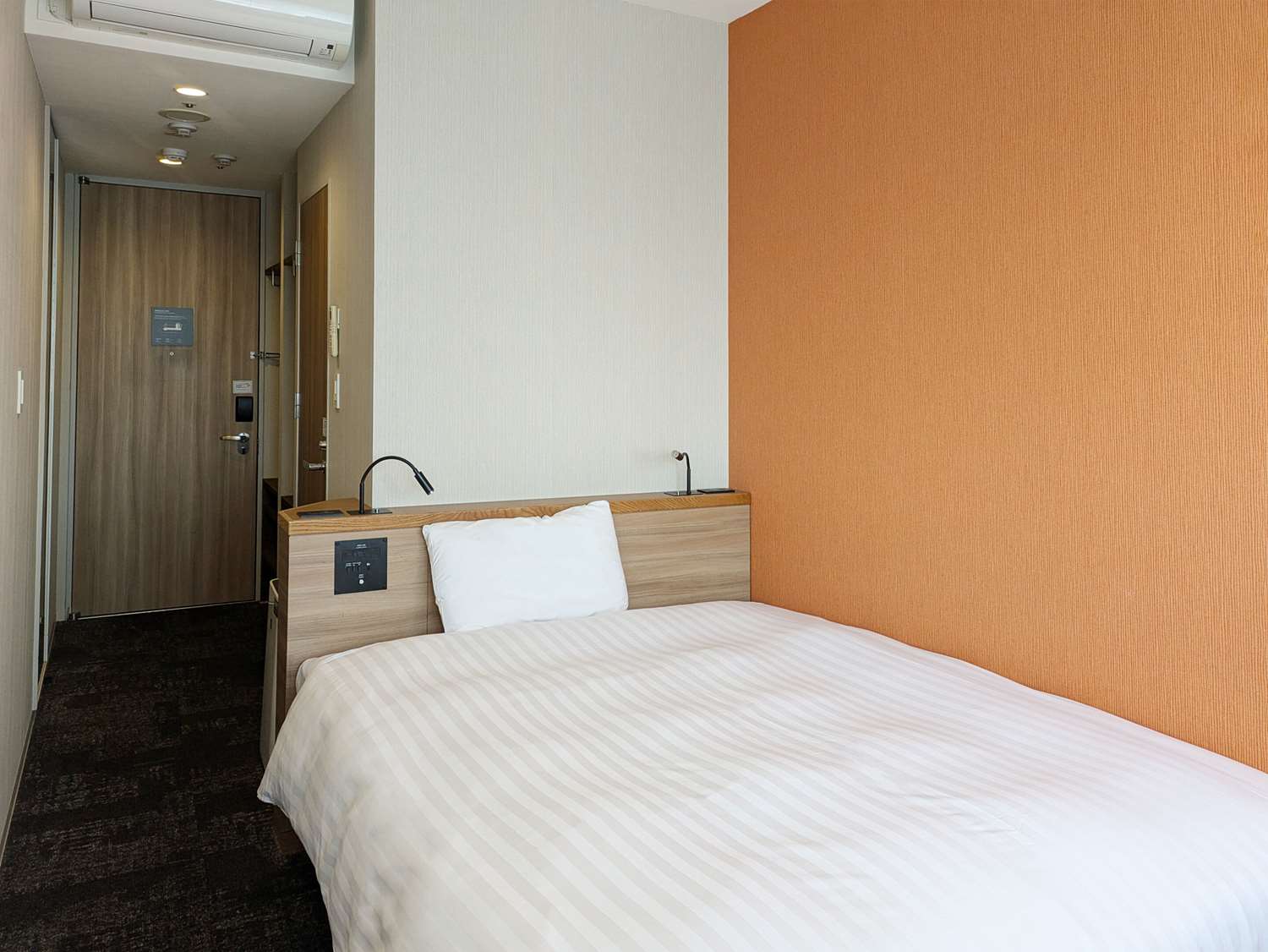 Room, Double Bed