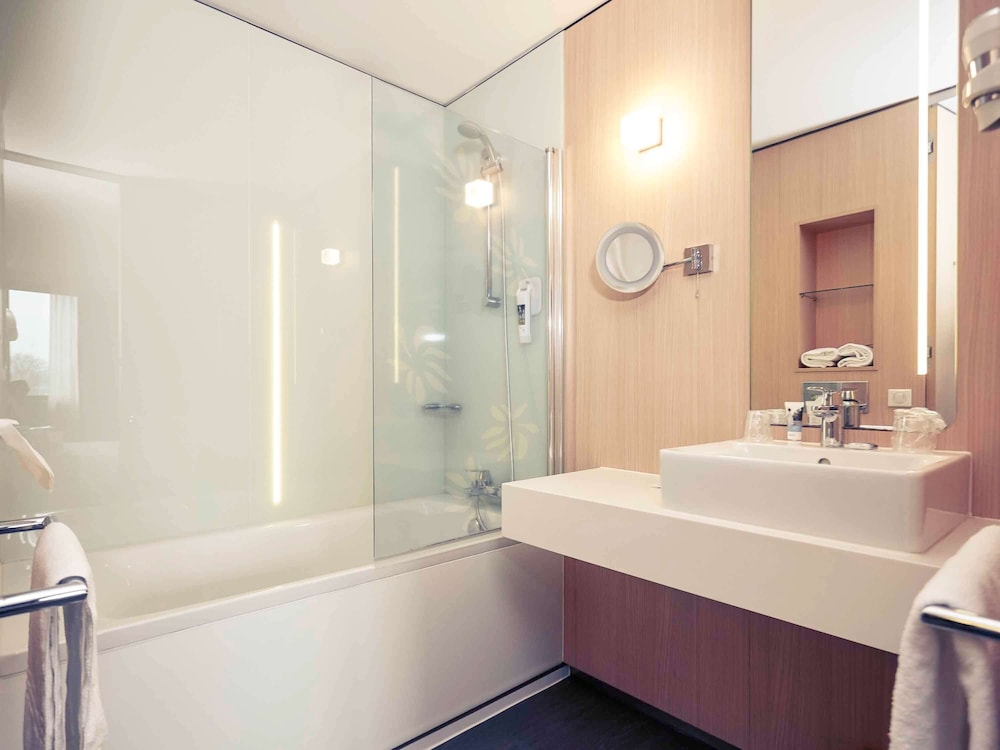 Mercure Valenciennes Centre 10/75