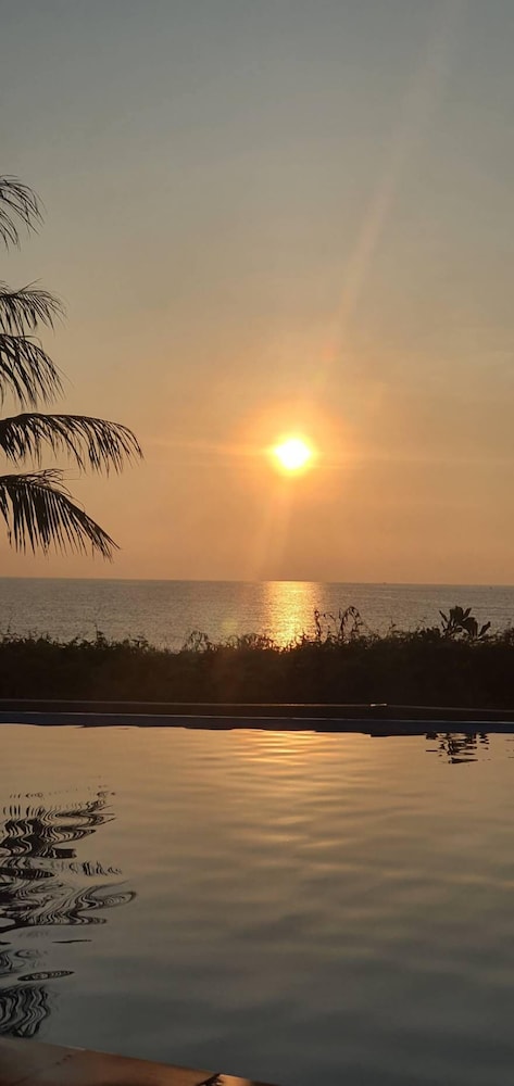 The Beach Resort & Residence 44/47