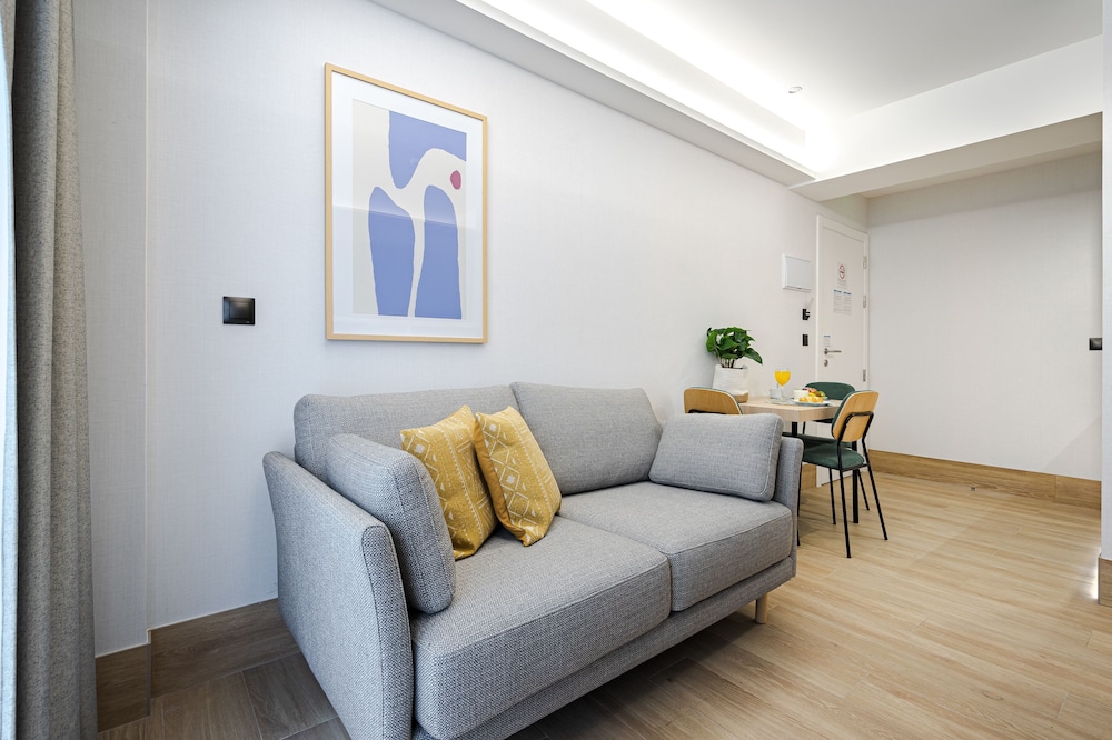 Feelathome Ventas Suites 23/50