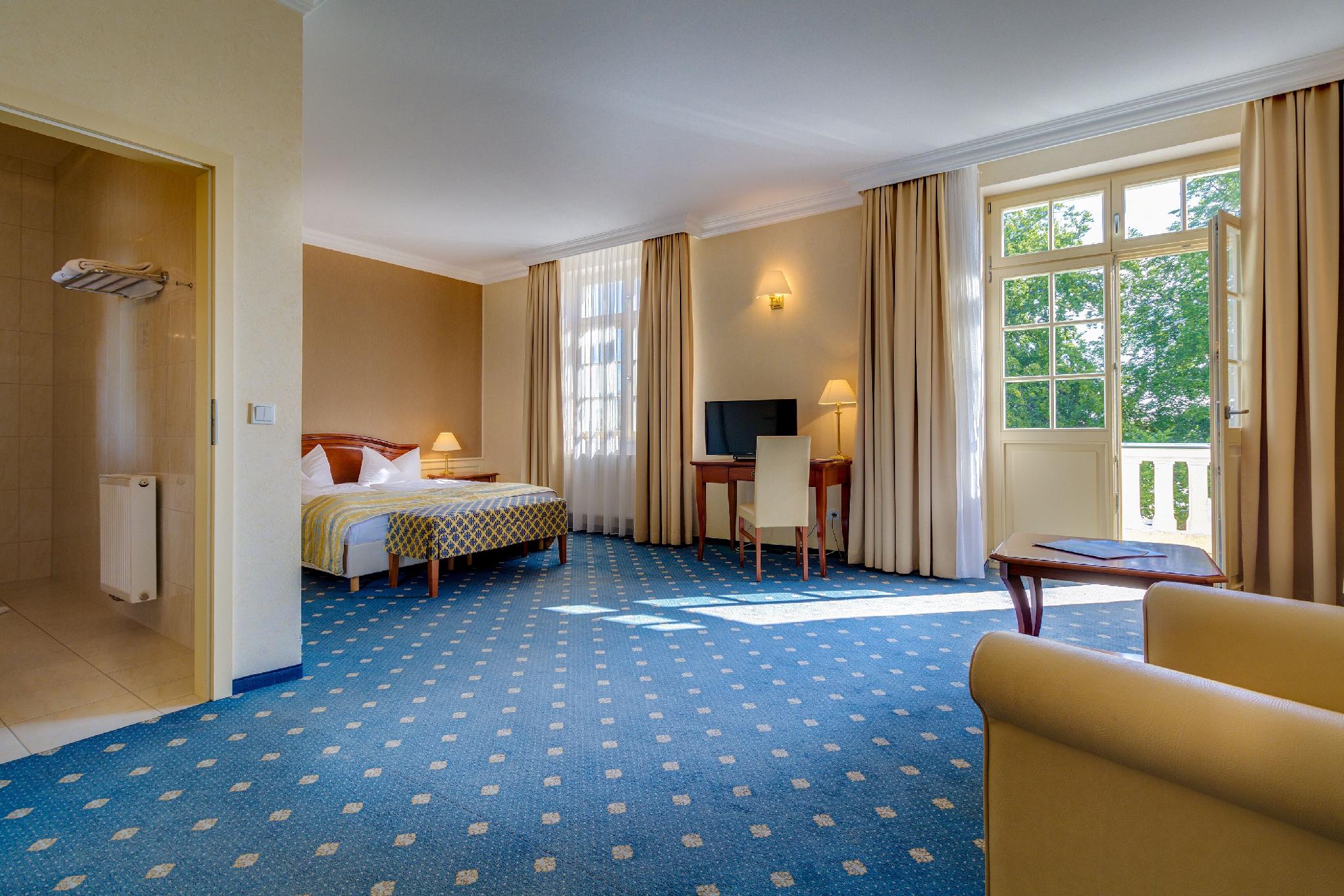 Seehotel Grossraeschen 4/32
