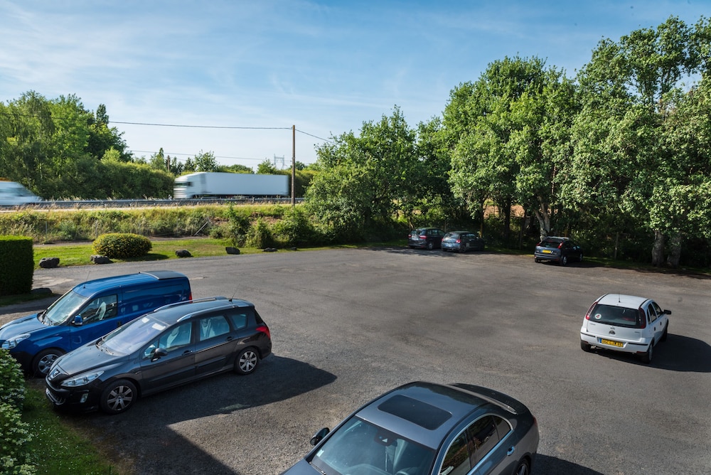 Logis Hotel L'Abreuvoir 39/50