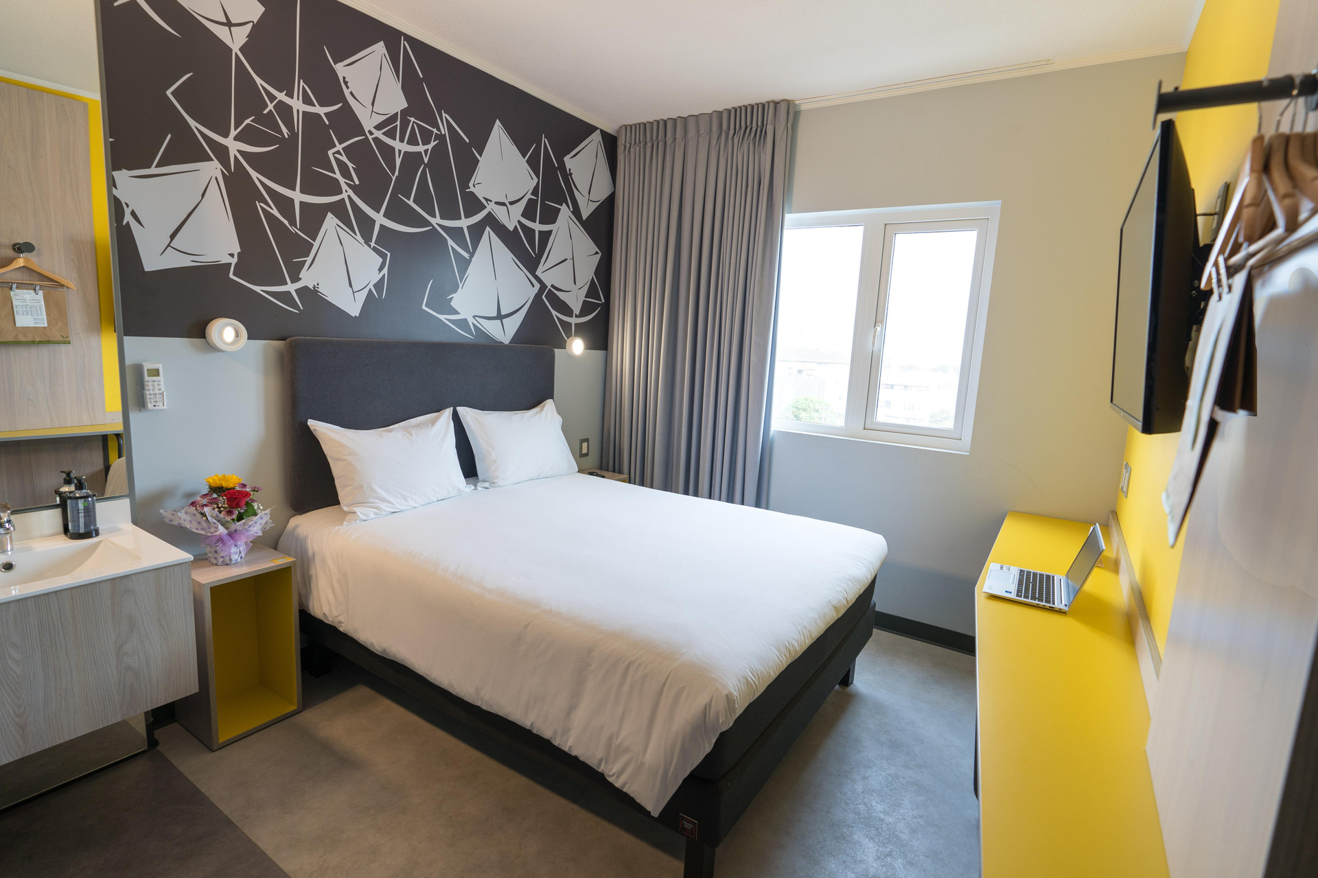 Standard, Double Bed, Street View