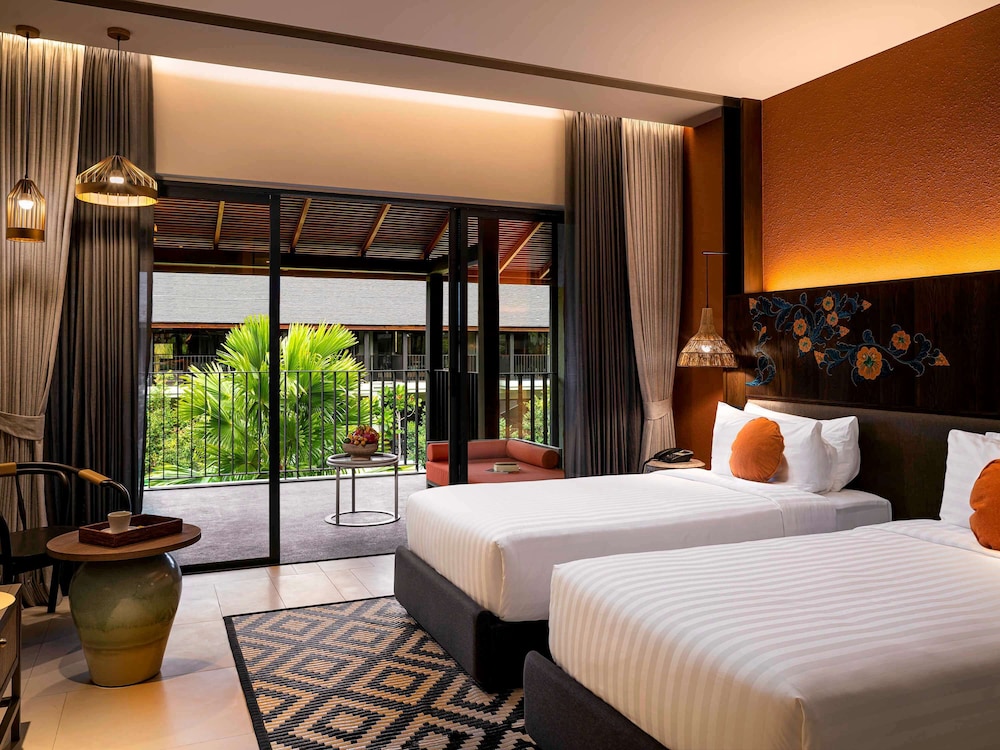 SUPERIOR, TWIN BEDS