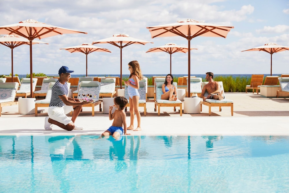Four Seasons Resort Palm Beach 31/41
