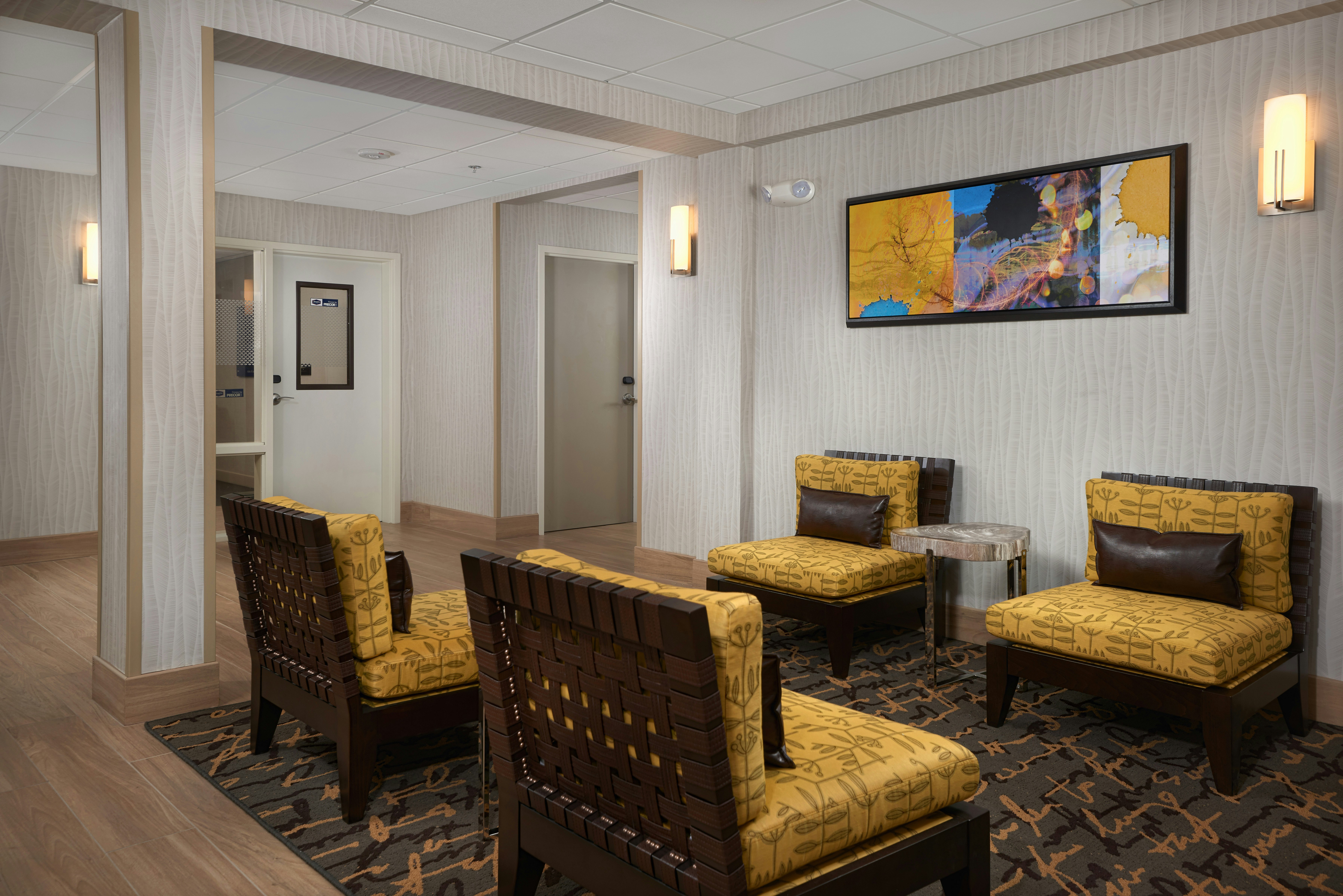 Hampton Inn & Suites Scottsdale On Shea Blvd 6/25