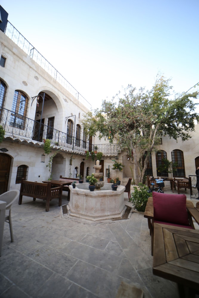 Tessera Hotel 5/49