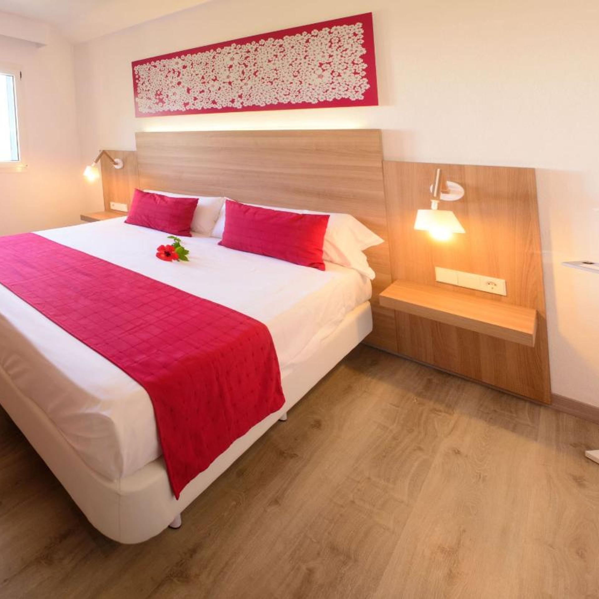 جناح جونيور، Cala Llenya Resort Ibiza Formerly Ola Club Cala Llenya 2/10