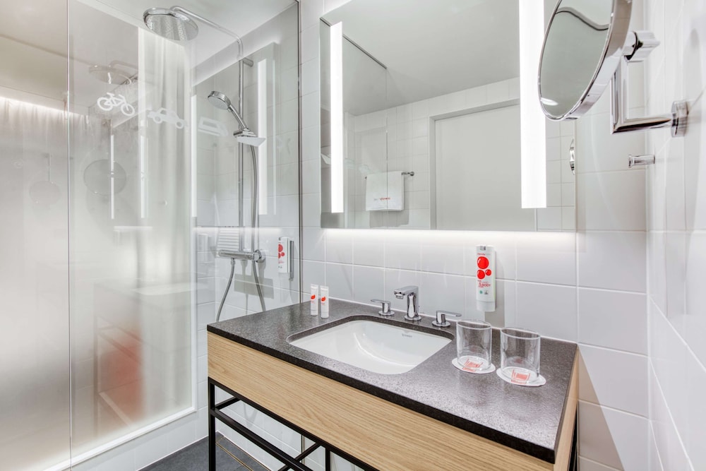 Intercityhotel Hannover Hauptbahnhof Ost. 14/44