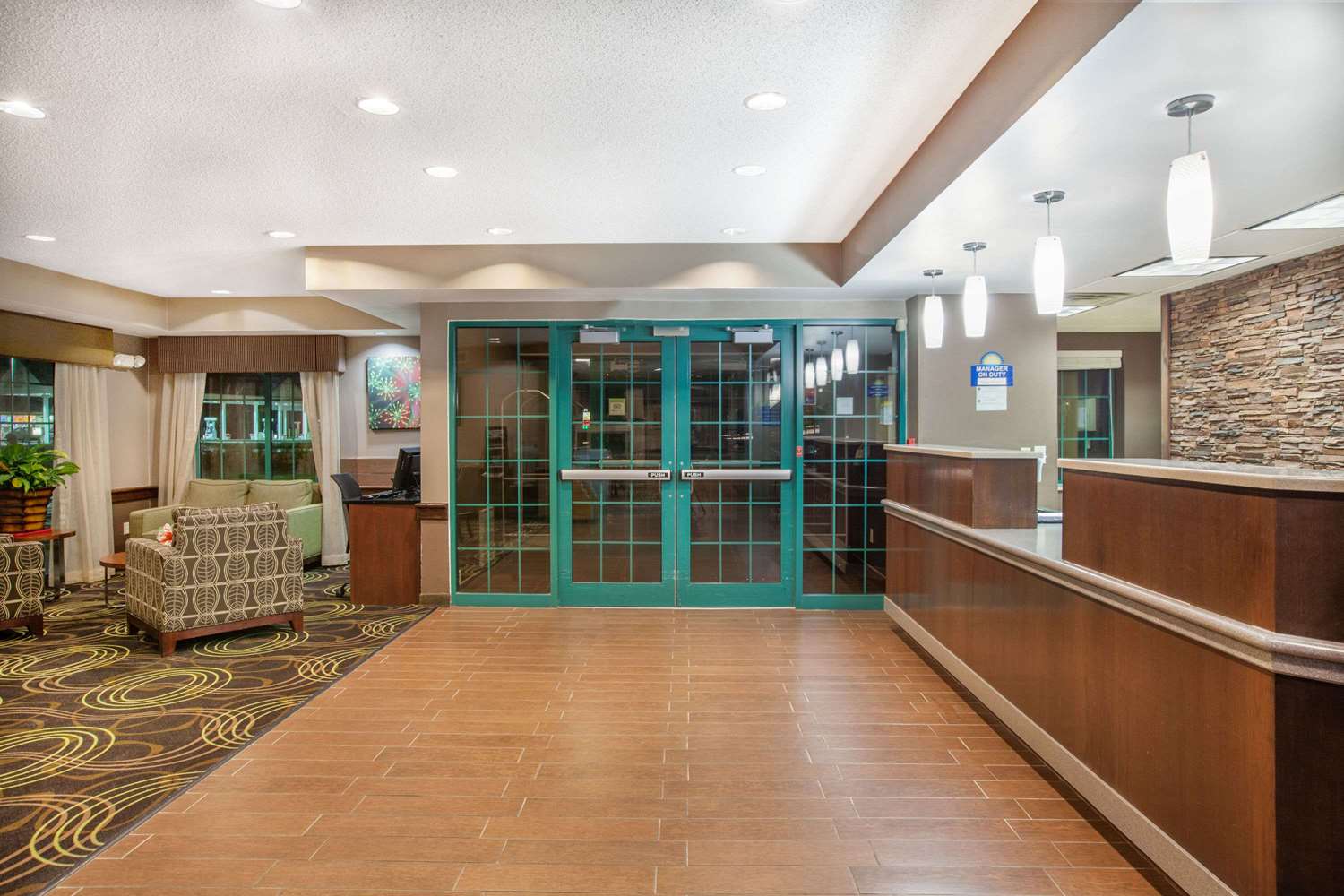 Quality Inn Brewerton - Syracuse Oneida Lake Area 4/20