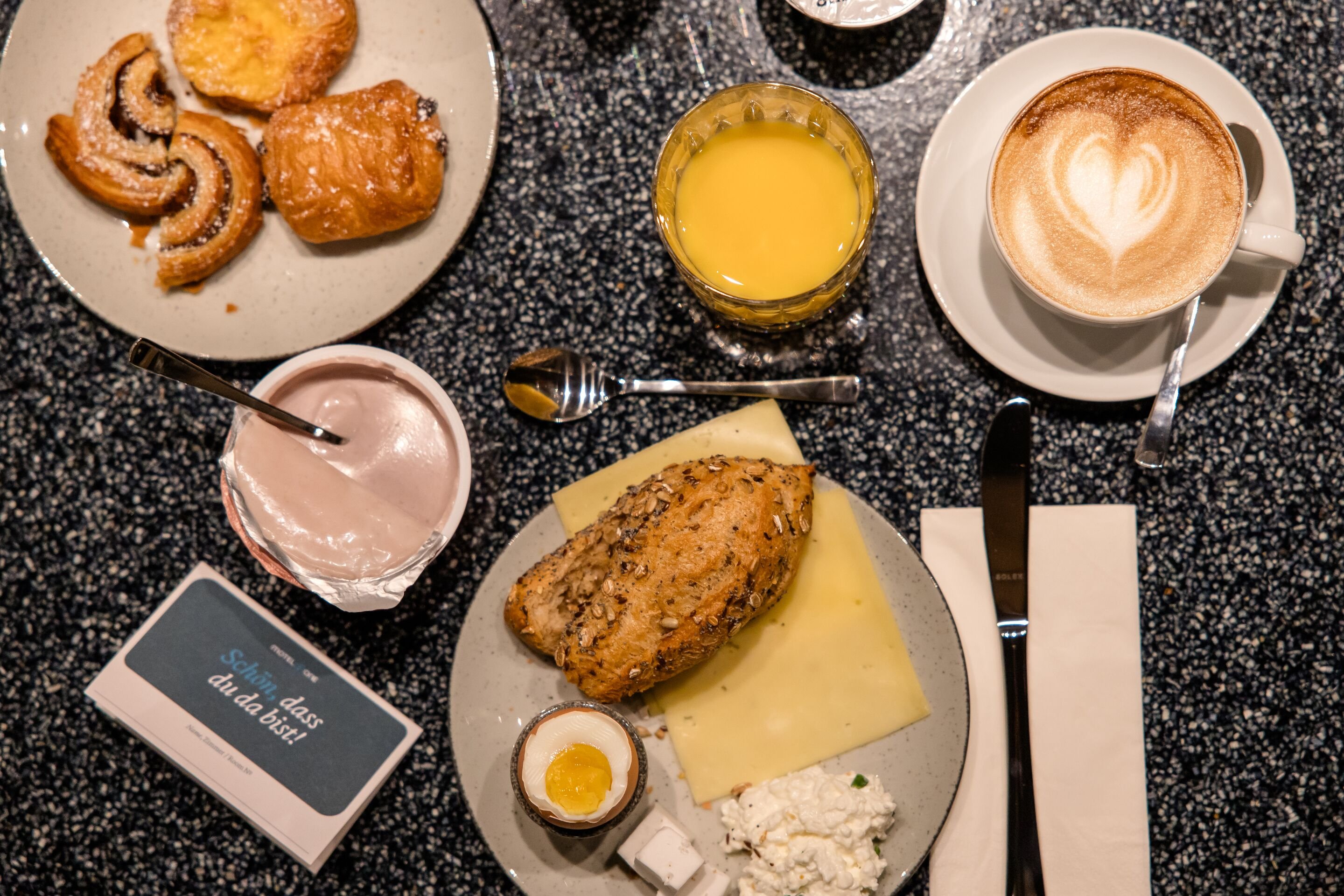Motel One Munchen Hauptbahnhof 3/23