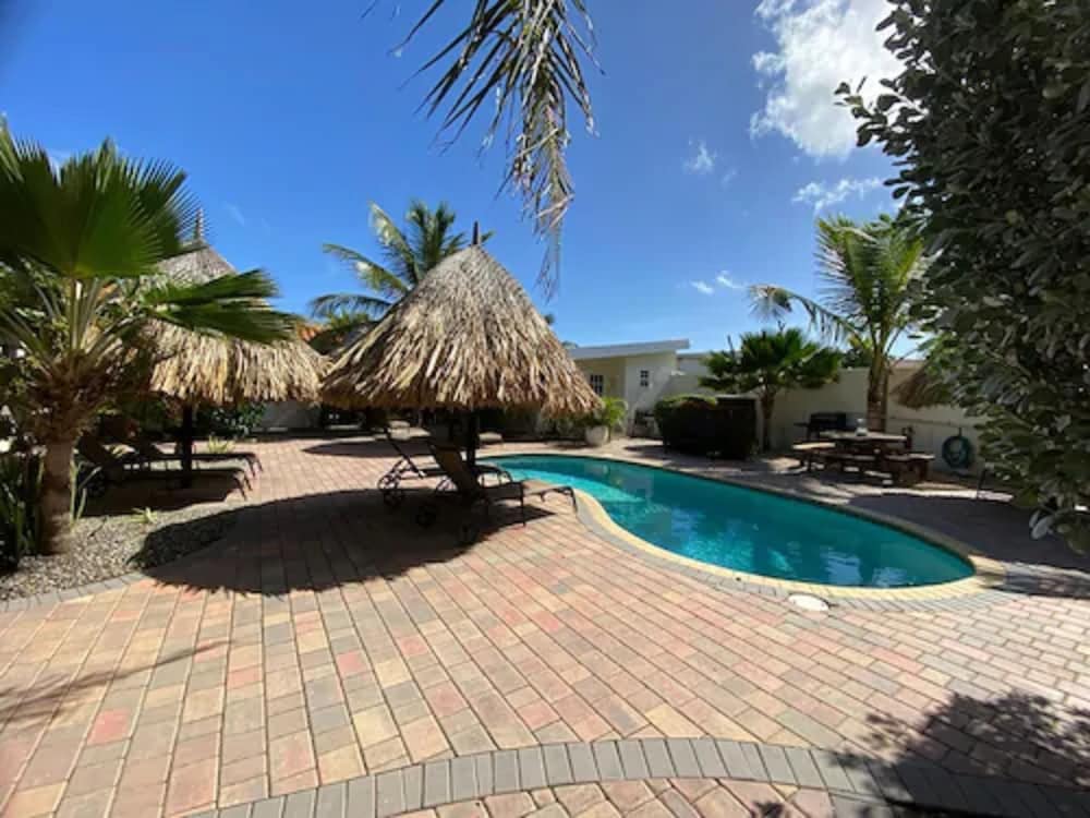 ARUBA TROPIC APARTMENTS 20/31