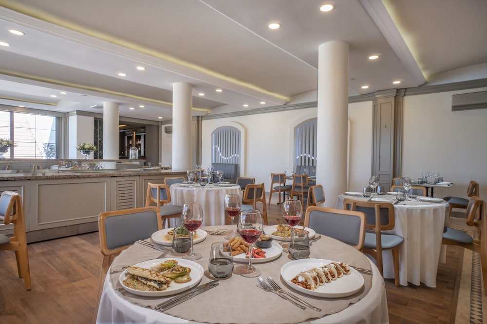 Elementa Boutique Hotel - Adults Only 37/63
