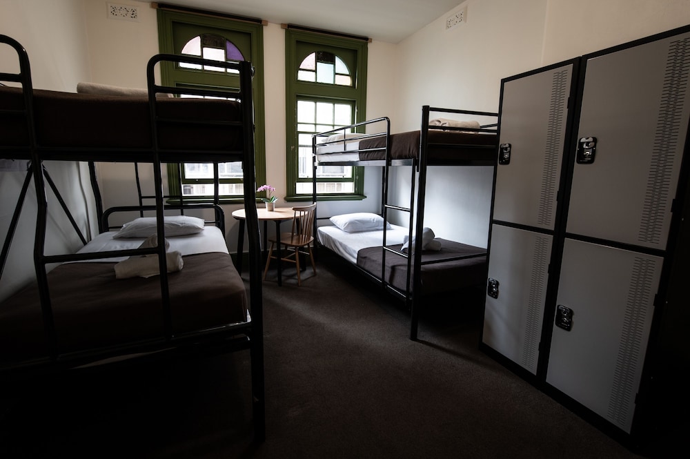 Sydney Central Hostel 26/37