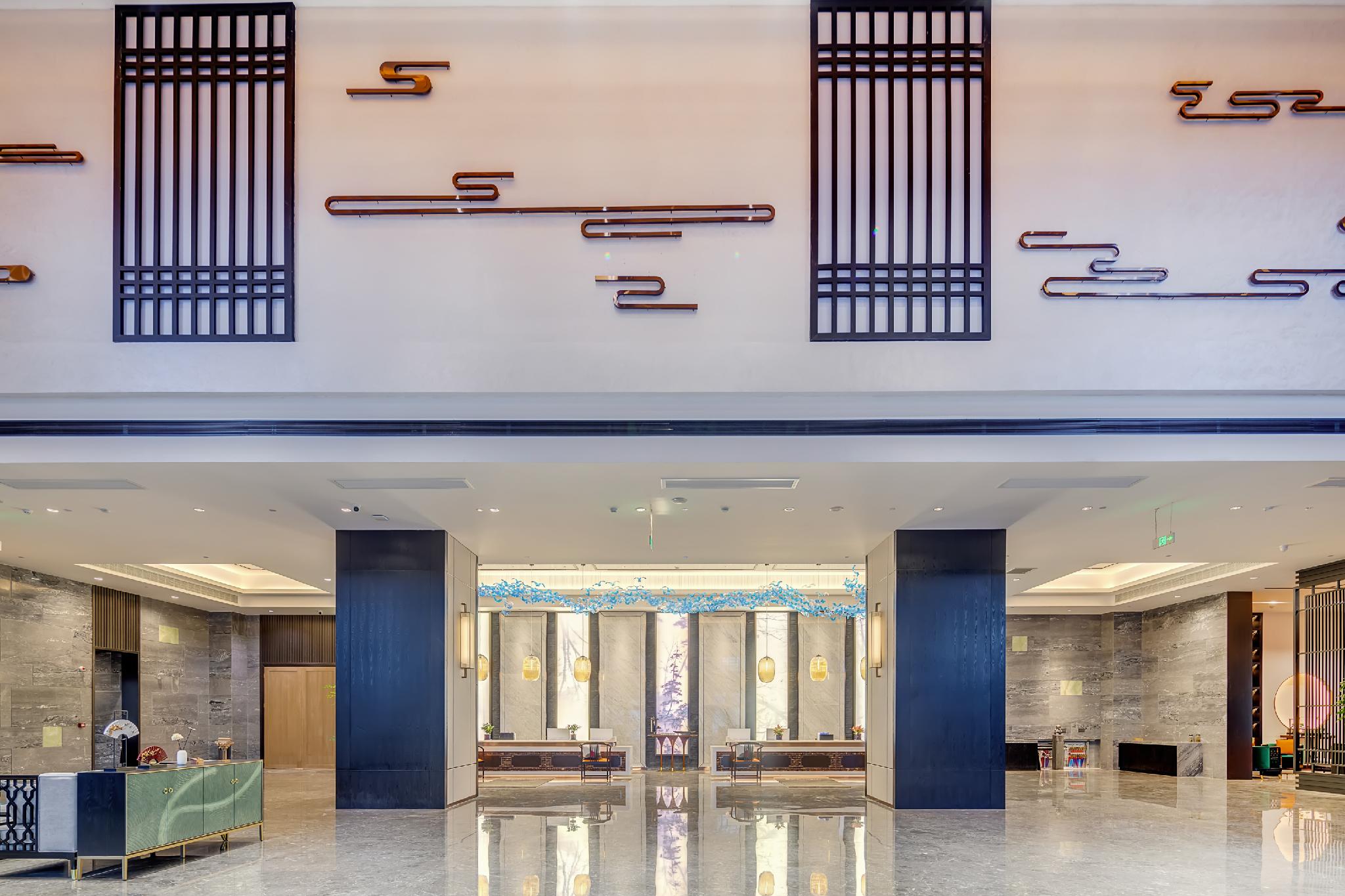 Rezen Dong Hotel (Anqing Taixin square) 7/23