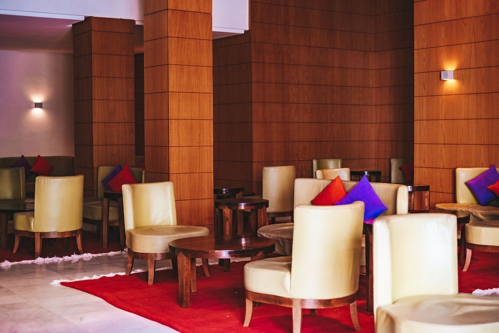 THE ORANGERS BEACH RESORT AND BUNGALOWS 29/43