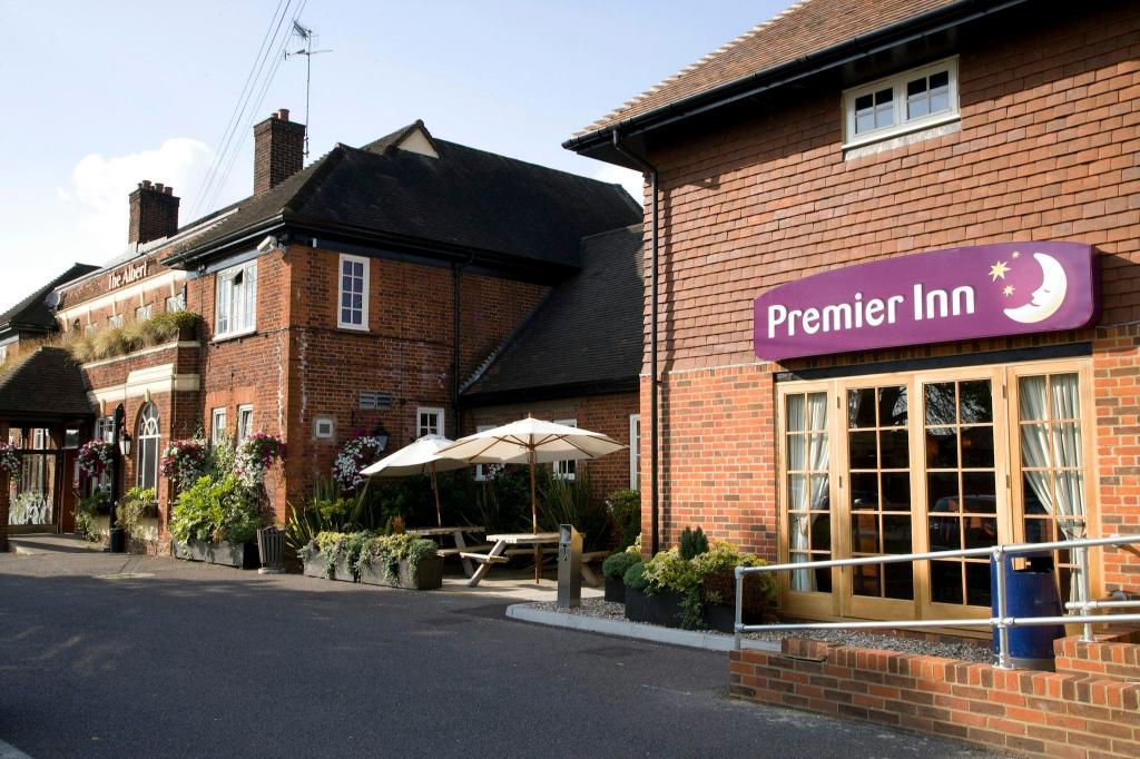 Premier Inn Colchester (Cowdray Avenue) 4/70