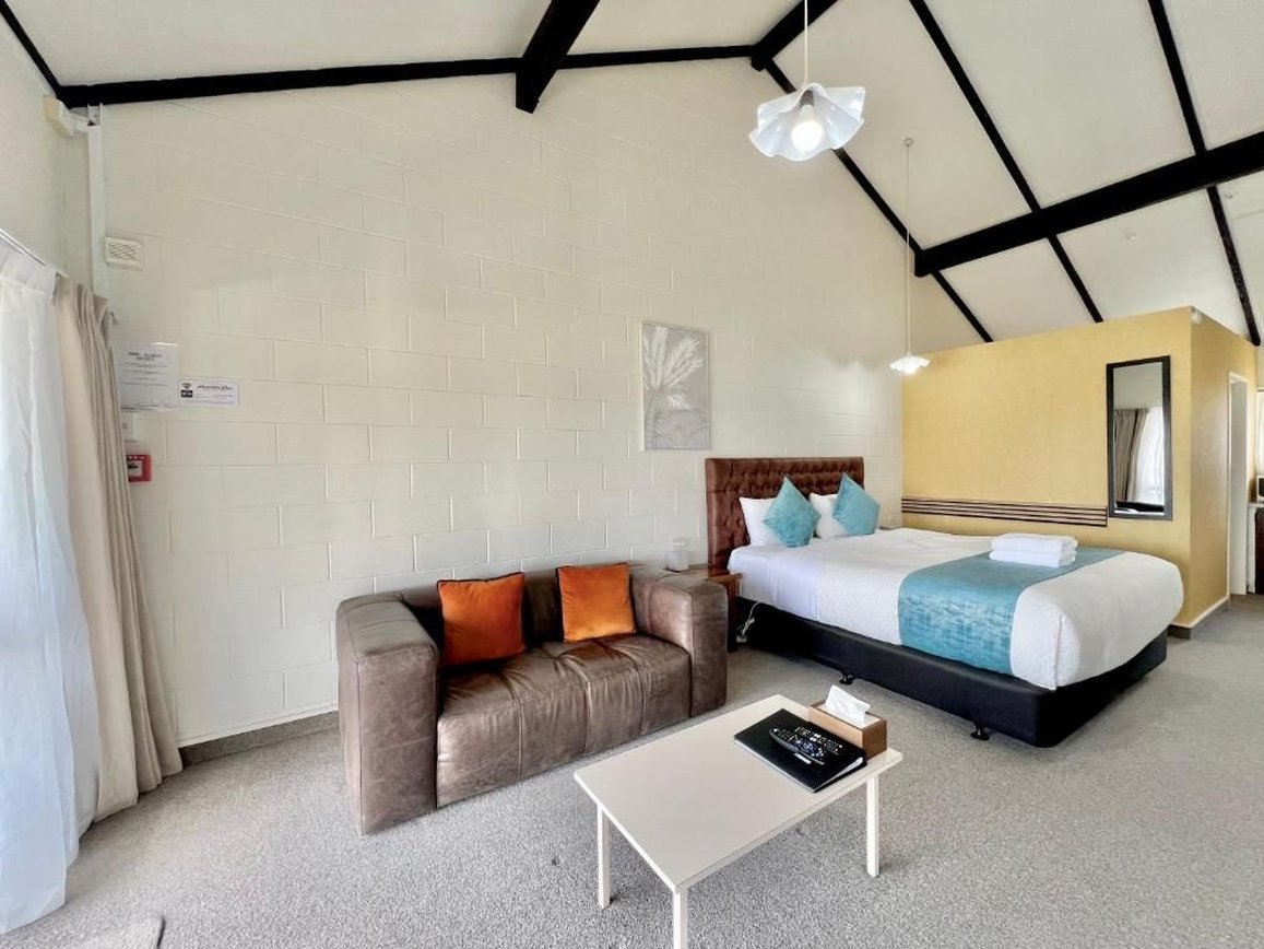Mountain View Motel 5/7